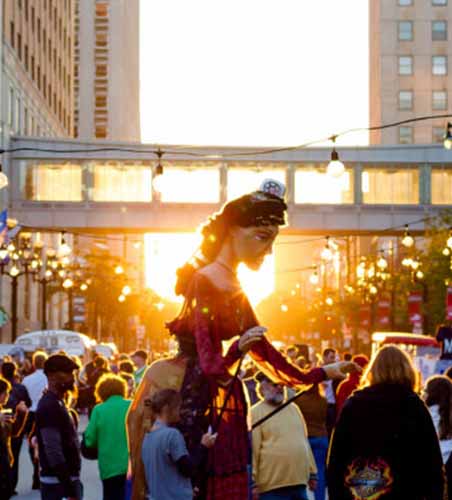 Night Market Milwaukee Downtown