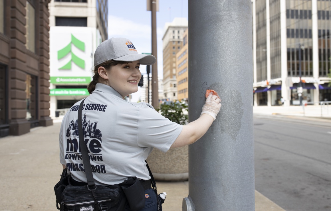 Graffiti removal