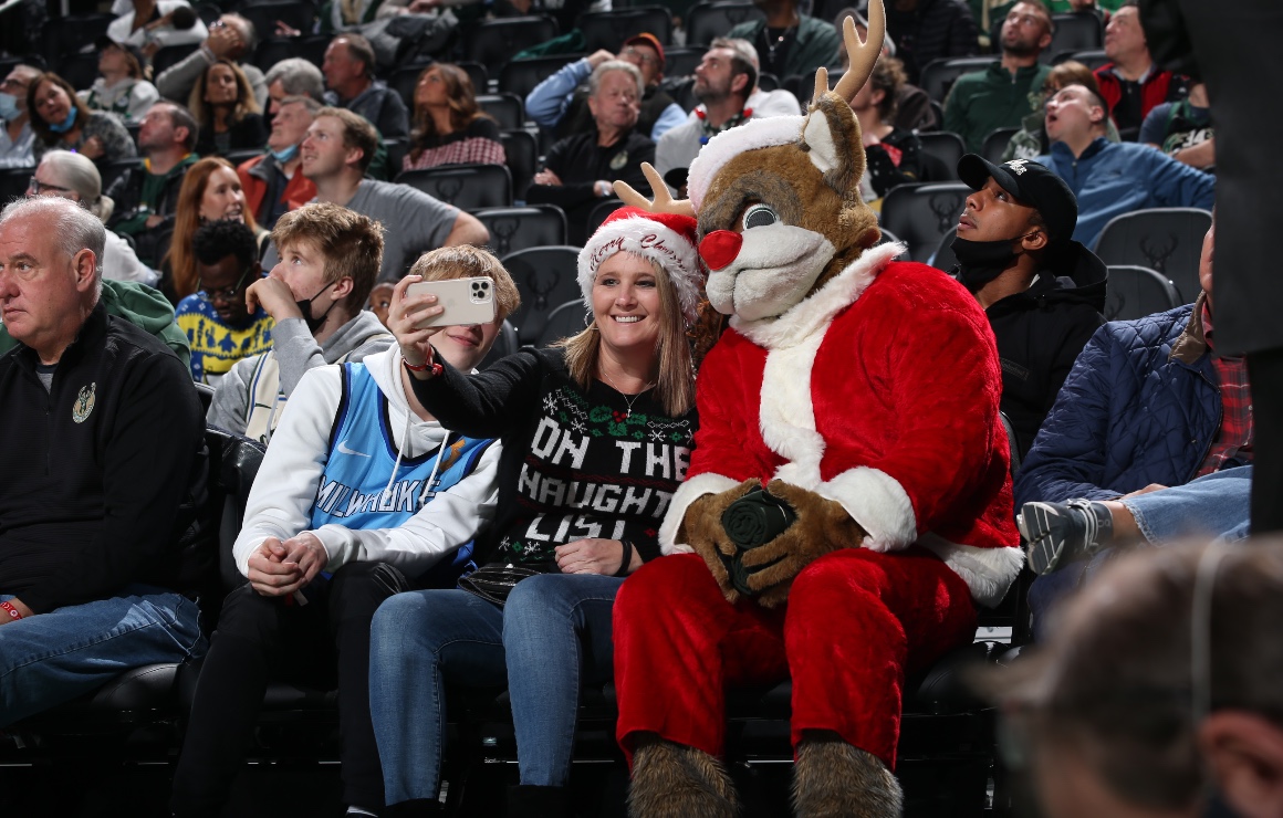 bucks bango christmas