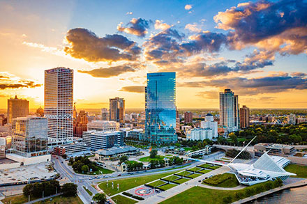 Milwaukee downtown skyline