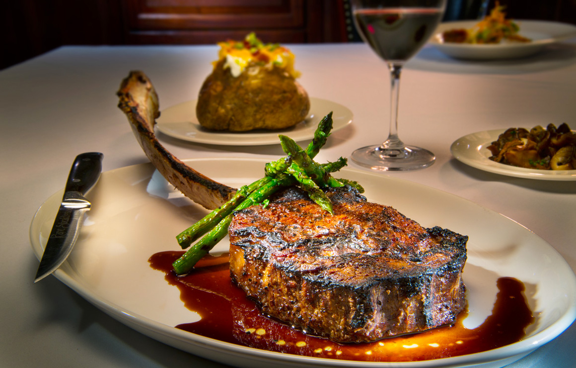 Steak Dinner with a side of asparagus and potato