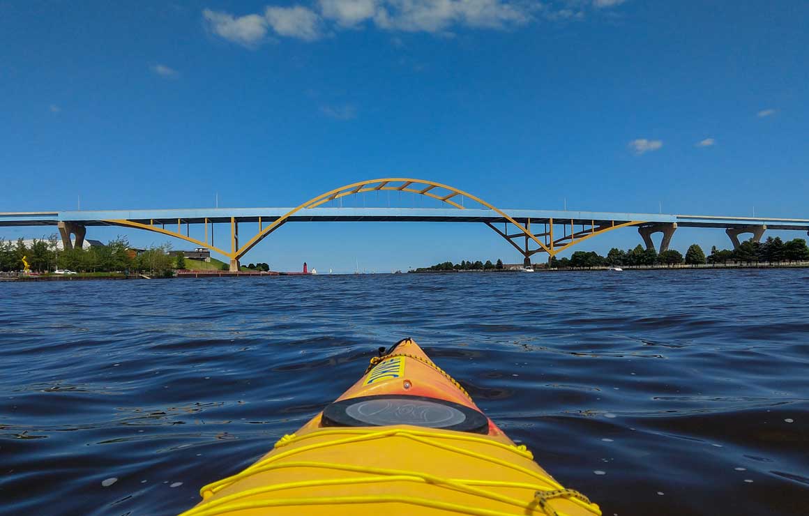 Milwaukee Kayak Company Milwaukee Downtown